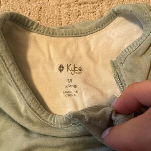 KYTE BABY sleep bag size M 0.5 tog in Sage